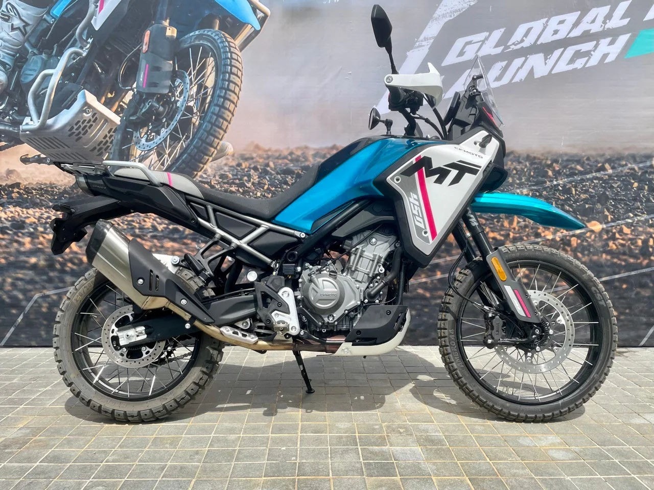 Ma vale la pena comprare una moto cinese da 1000 cc?